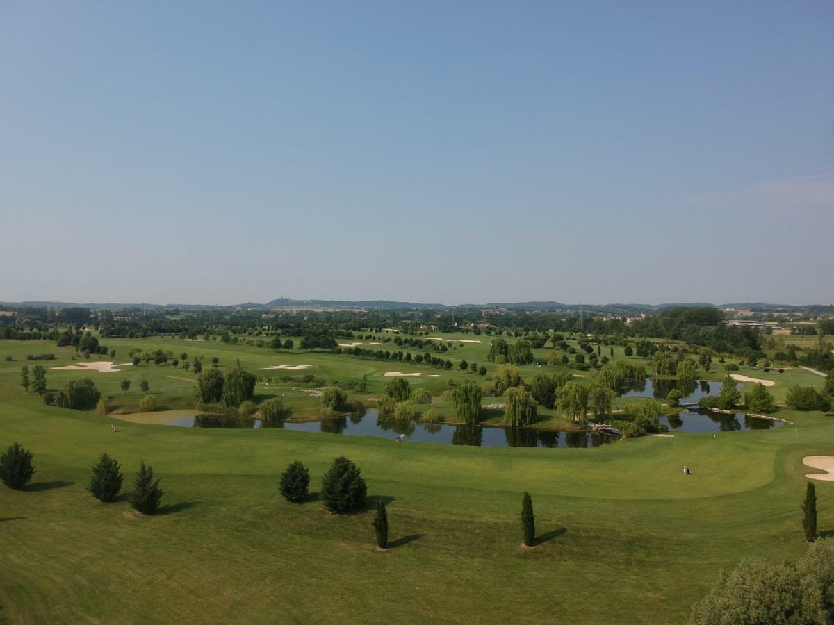 Creative Design House Golf & Appartement *